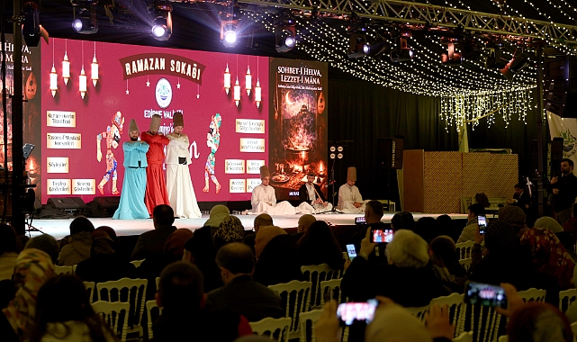 Selimiye Meydanı'nda helva sohbetleri geleneği yaşatıldı