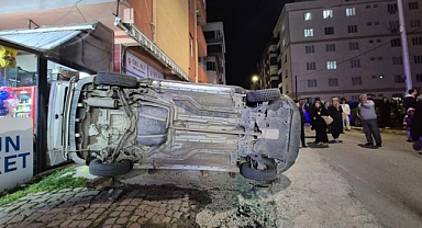 4 araca çarptı 4 kişi yaralandı