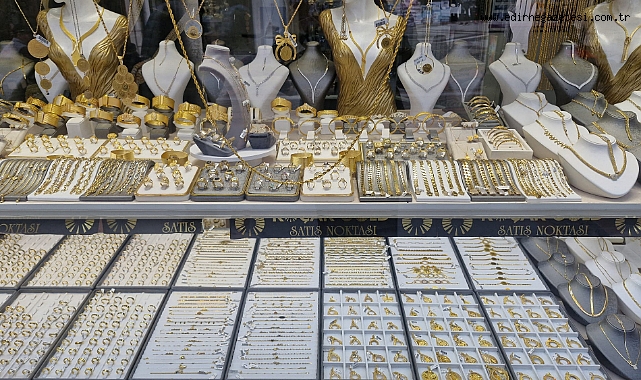 ALTIN YATIRIMCIYI KORUMAYA DEVAM EDECEK