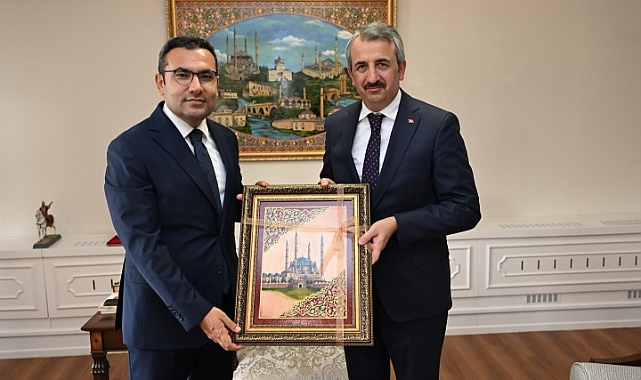 Ayna’dan Sezer’e Veda Ziyareti