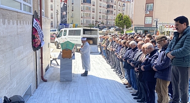  Balkondan düşen çocuk yaşamını yitirdi