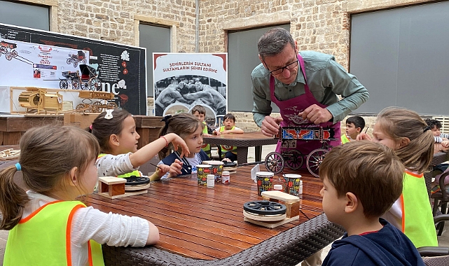 Çocuklar fayton boyama etkinliğine katıldı