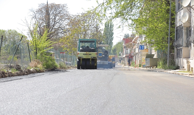 Darül Hadis Caddesi’nde Asfalt Yenileme Çalışmaları Sürüyor