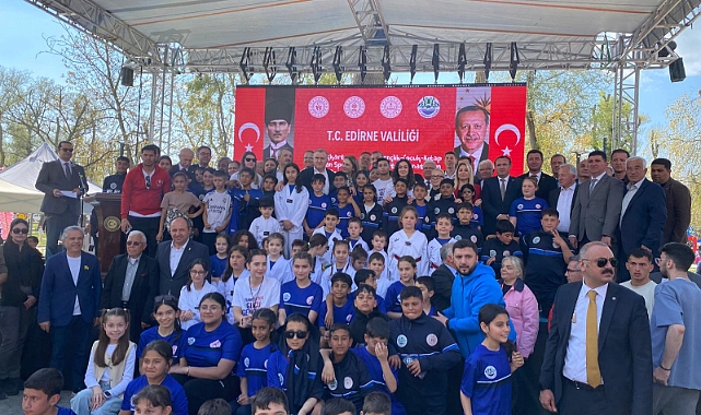 Gençlik ve Spor Bakanı Osman Aşkın Bak Edirne’de