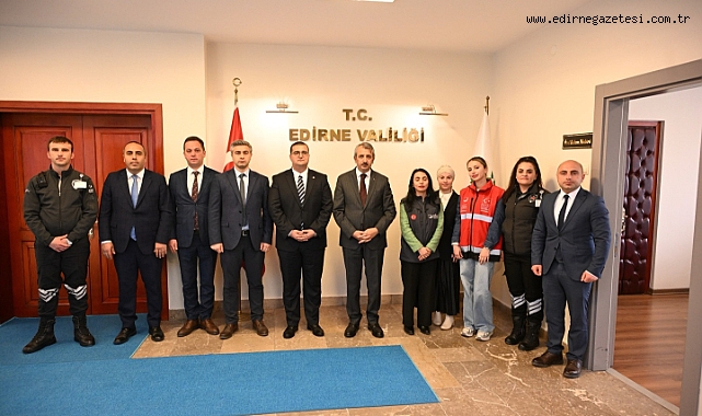 Göç İdaresi Müdürlüğü personelinden Vali Sezer'e ziyaret