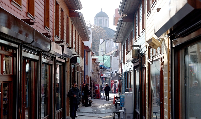 Kunduracılar Sokağı Yeni Yüzüne Kavuştu