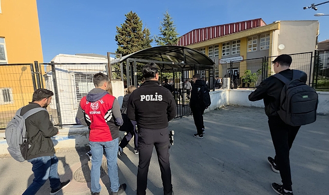 Lisede Turnikeli Güvenlik Dönemi