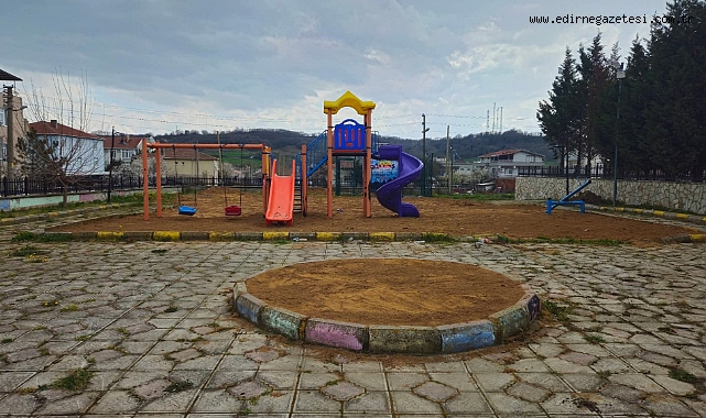Park ve Halı Sahalara Yoğun Bakım