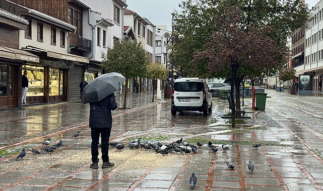 Sağanak hayatı olumsuz etkiledi