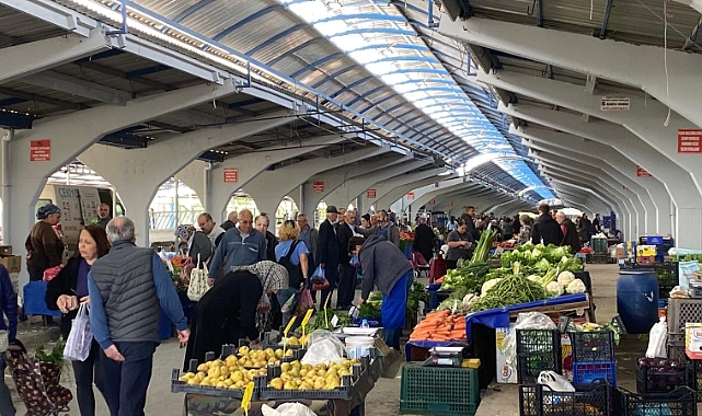 Tezgahlarda Yaz Var, Cüzdanlarda Kış 