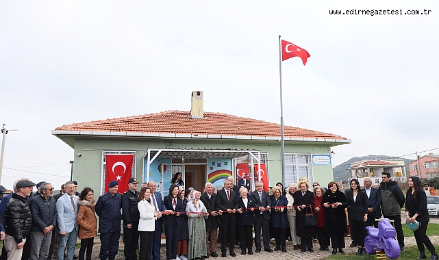 Türk Kadınlar Birliğince yenilenen ana sınıfı açıldı