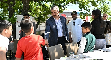 Vali Sezer Çocuklarla Piknikte