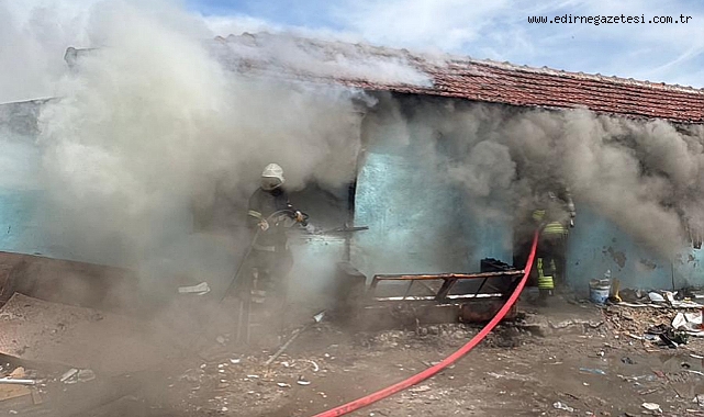 Yangın sırasında köpeğin ısırdığı çocuk hastaneye kaldırıldı