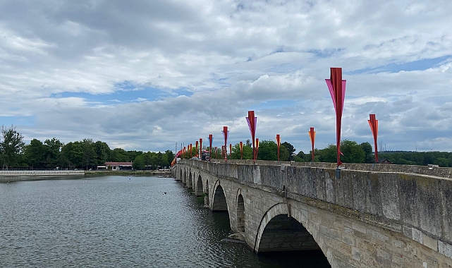 Edirne Bienali Öncesi Köprülerde Renkli Hazırlık