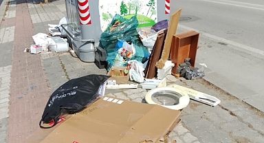 EDİRNE’DE TEMİZLİK İSYANI: “ARTIK KEPÇEYLE ÇÖP TOPLUYORUZ”
