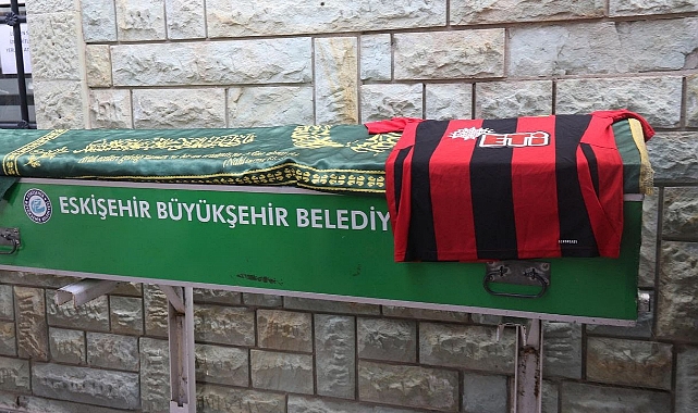Edirnespor’da İz Bırakan Nihat Atacan Hayatını Kaybetti