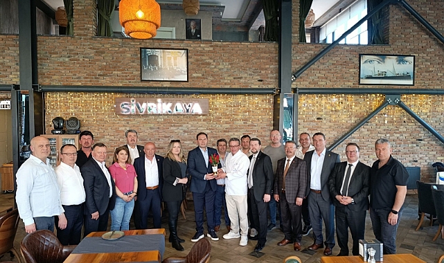 İlk Mesaiyi Esnaf İçin Yaptı