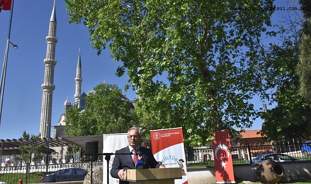Öğrenciler Sınıfı Tarihi Mekanlara Taşıdı