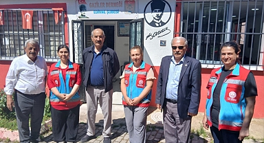 Vefa grubu Kurban Bayramı öncesi gaziler derneğini temizledi