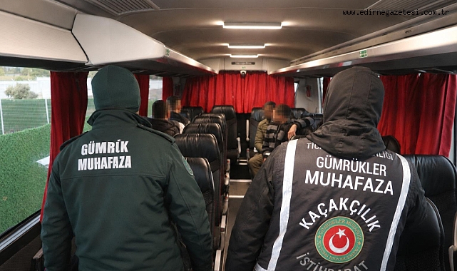 Yanlış otobüse binen 4 düzensiz göçmen İpsala Sınır Kapısı'nda yakalandı