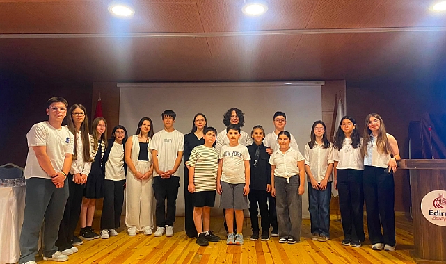 ÇOCUK MECLİSİ’NDE BAYRAK DEĞİŞİMİ: YENİ YÖNETİM BELLİ OLDU