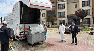 Çöp Konteynerleri Bayram Sonrası Dezenfekte Edildi