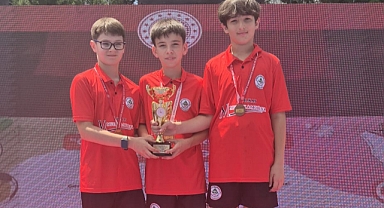 EDİRNE''DE OKUL SPORLARI TENİS'TE İLK KUPA