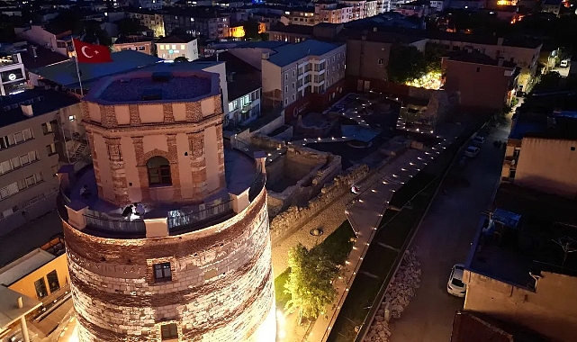 Makedonya Eski Saat Kulesi yeniden ziyarete açıldı
