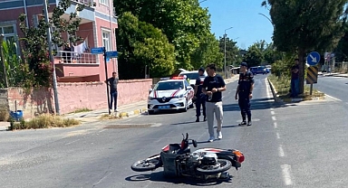 Motosikletten düşen sürücü kaldırıldığı hastanede öldü