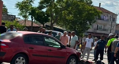 Otomobil ile Motosiklet Çarpıştı