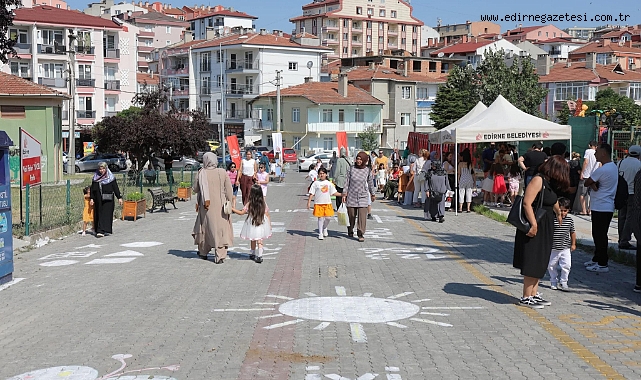 Sokaklar Çocuklar İçin Dönüşüyor