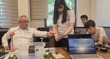 Süleyman Demirel Fen Lisesi öğrencileri projelerini tanıttı