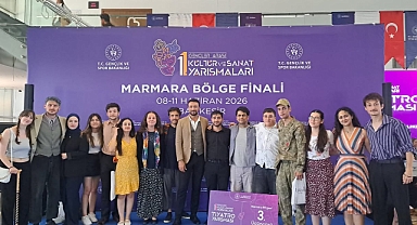 Tiyatro yarışmasında Marmara Bölgesi üçüncüsü oldular 
