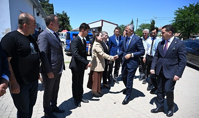 Vali Sezer, Konacık ve Şükür Yemeği’nde Vatandaşlarla Buluştu