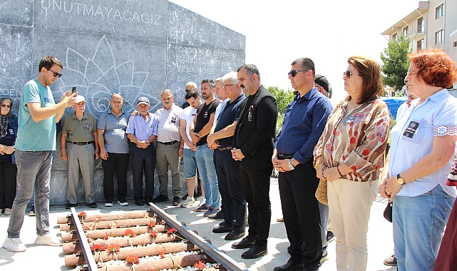 Çorlu Tren Kazası'nda Yaşamını Yitirenler Uzunköprü'de Anıldı