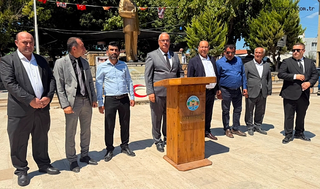 Enez Halkı Başkanına ve Belediye Meclis Üyelerine Sahip Çıkıyor