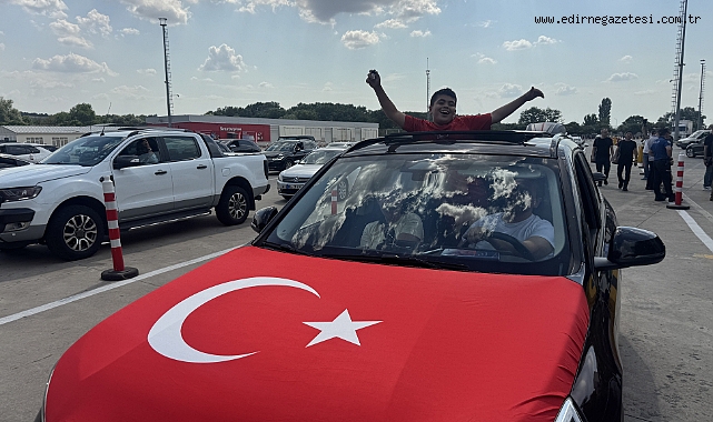 Gurbetçilerin Türkiye'ye gelişleri sürüyor