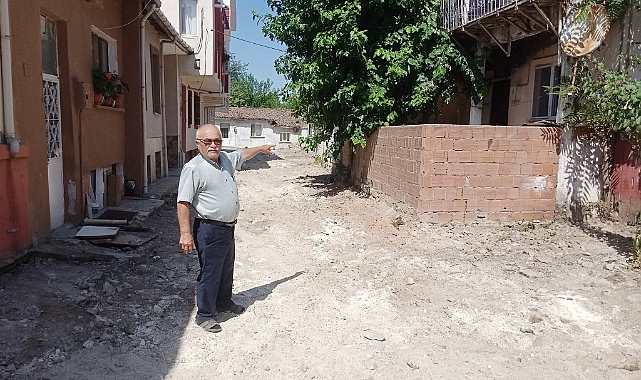 Kısa Çukur Sokak'ta Yol İşgali İddiası