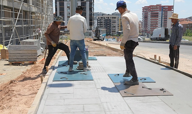 Kuvayı Milliye Bulvarı ve Kaleiçi'nde Çalışmalar Sürüyor