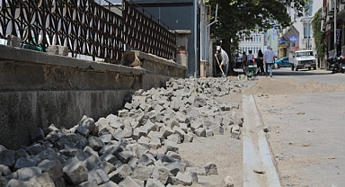 Kuvayı Milliye Bulvarı ve Kaleiçi'nde Çalışmalar Sürüyor