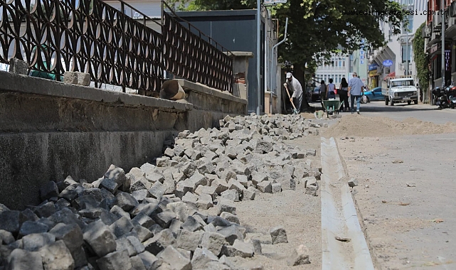 Kuvayı Milliye Bulvarı ve Kaleiçi'nde Çalışmalar Sürüyor