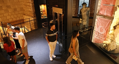 Makedon Kulesi ziyaretçilerini ağırlıyor