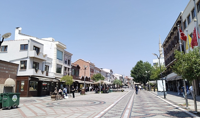 Partinin Yeni Binası Saraçlar Caddesi'nde mi?