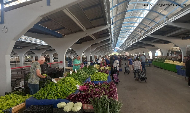 Pazarda Çoban Salatası Hesabı Cep Yakıyor