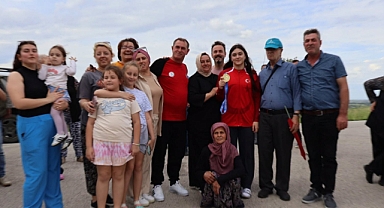 Avrupa Şampiyonu Kıymet Rümeysa'ya Coşkulu Karşılama