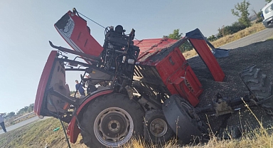 Ayçiçeğini Satmaya Giderken Kaza Yaptılar