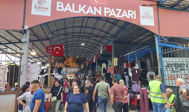 Balkan Pazarı'nda fiyatlar cep yakmıyor