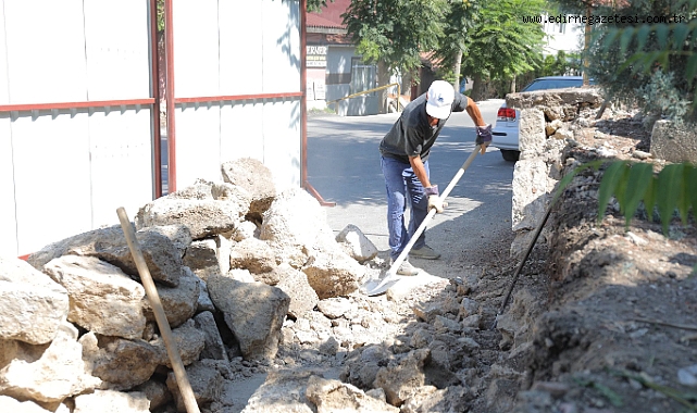 Buçuktepe Mezarlığı'nda Onarım.
