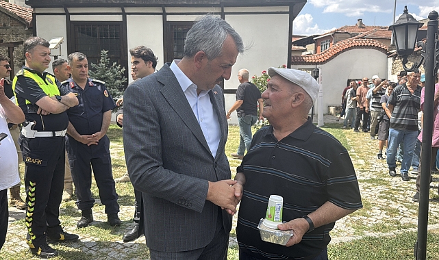 Cuma Namazı Sonrası Gönül Sofrası