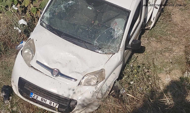 Edirne'de devrilen hafif ticari araçtaki 1 kişi öldü, 1 kişi yaralandı